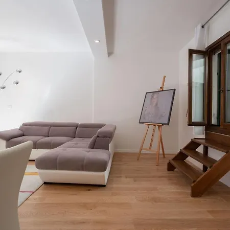 アパート San Marco Prestige With Terrace By Wonderful Italy *