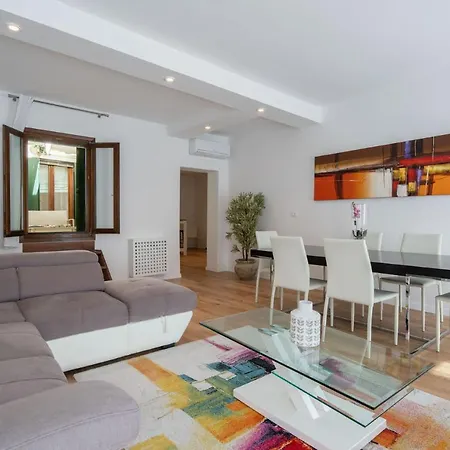 San Marco Prestige With Terrace By Wonderful Italy Venedik