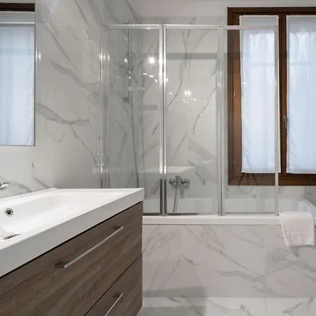 San Marco Prestige With Terrace By Wonderful Italy Venetië