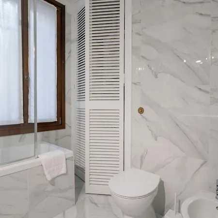 San Marco Prestige With Terrace By Wonderful Italy Appartement