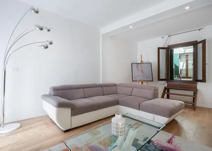 San Marco Prestige With Terrace By Wonderful Italy *