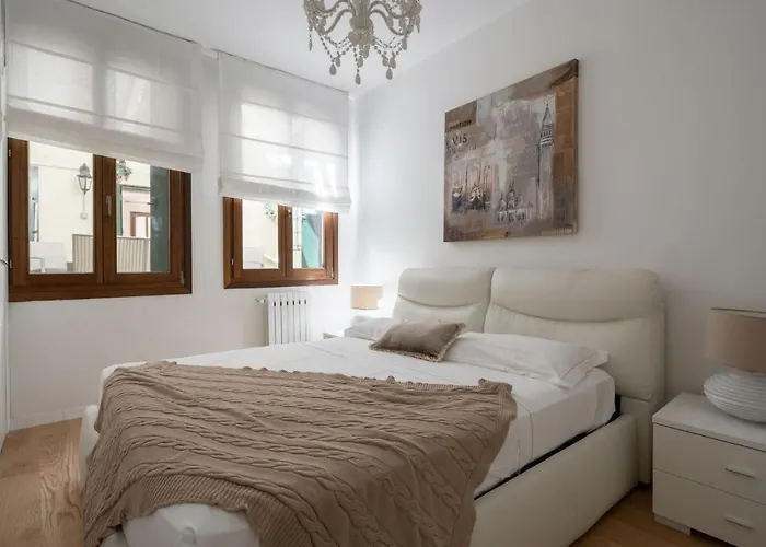 Lägenhet San Marco Prestige With Terrace By Wonderful Italy